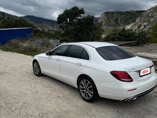 2018 Mercedes-Benz E-Класс 300 V (W213, S213, C238), белый, 2500000 рублей, вид 4