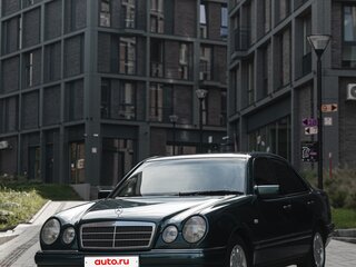 1997 Mercedes-Benz E-Класс 230 II (W210, S210), зелёный, 835000 рублей, вид 4