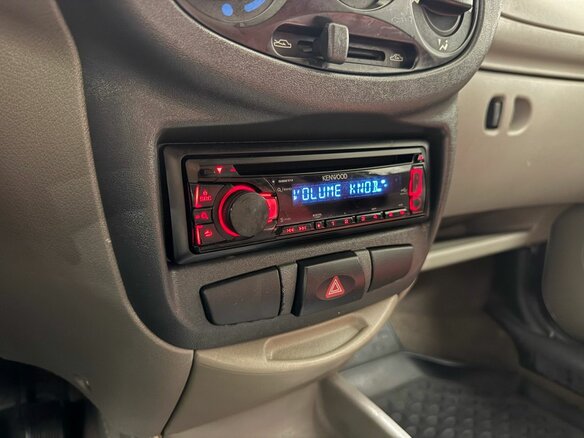 2007 Lada (ВАЗ) Kalina I, серый, 185000 рублей - вид 27
