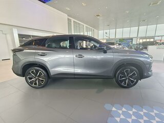 2026 Omoda C5 II, серый, 2399000 рублей, вид 5