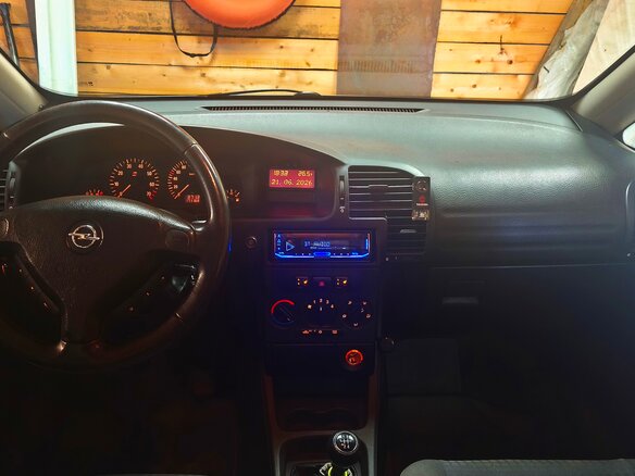 2003 Opel Zafira A, серый, 550000 рублей - вид 8