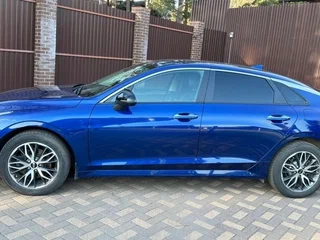 2021 Kia K5 III, синий, 2649000 рублей, вид 4