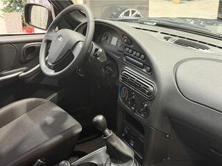 2026 Lada (ВАЗ) Niva Travel I Рестайлинг, белый, 1414000 рублей, вид 5