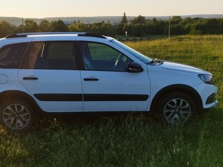 2019 Lada (ВАЗ) Granta Cross I Рестайлинг, белый, 600000 рублей, вид 4