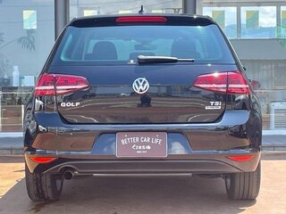 2017 Volkswagen Golf VII, чёрный, 960000 рублей, вид 4