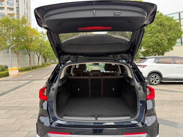 2023 BMW X1 Long 20Li sDrive III (U11/U12), чёрный, 2530000 рублей - вид 12