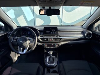 2020 Kia Cerato IV, синий, 1687000 рублей, вид 2
