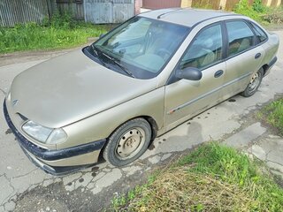 1998 Renault Laguna I, золотистый, 140000 рублей, вид 1