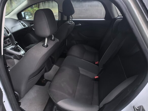 2013 Ford Focus III, белый, 680000 рублей - вид 8