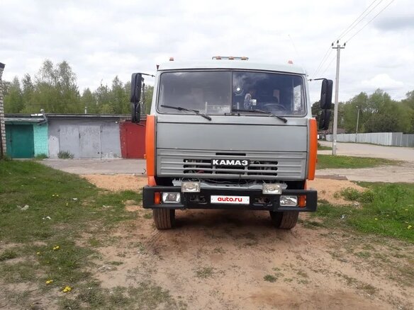 2001 КамАЗ 5511, серый, 1500000 рублей