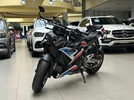 2025 BMW M 1000 R, белый, 2670000 рублей, вид 2