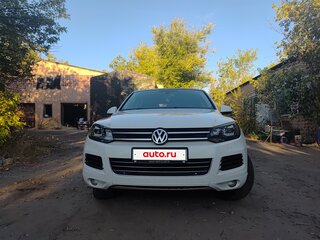 2012 Volkswagen Touareg II, белый, 2200000 рублей, вид 2