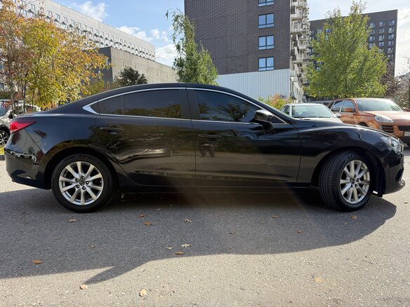 2016 Mazda 6 III (GJ) Рестайлинг, чёрный, 1990000 рублей - вид 3