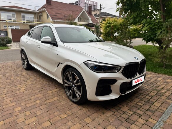 2021 BMW X6 30d III (G06), белый, 7590000 рублей