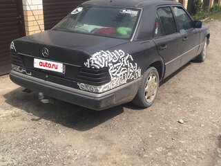 1988 Mercedes-Benz W124 260, фиолетовый, 250000 рублей, вид 4