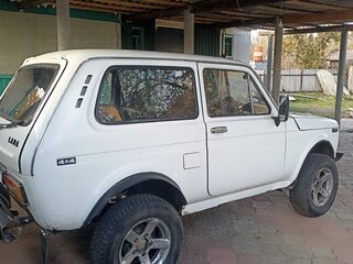 1994 Lada (ВАЗ) 2121 (4x4) I Рестайлинг, белый, 165000 рублей, вид 4