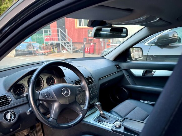 2007 Mercedes-Benz C-Класс 200 III (W204), чёрный, 1500000 рублей - вид 6