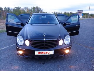 2006 Mercedes-Benz E-Класс 500 III (W211, S211) Рестайлинг, чёрный, 2000000 рублей, вид 1