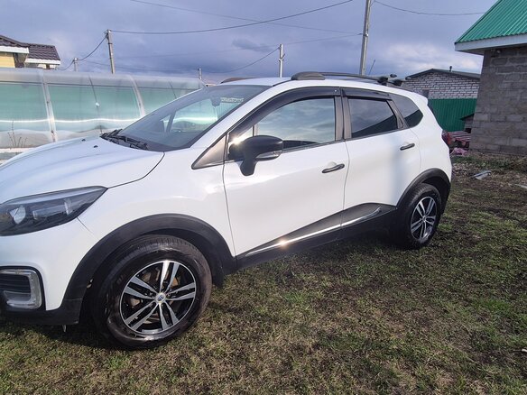 2017 Renault Kaptur I, белый, 950000 рублей - вид 4