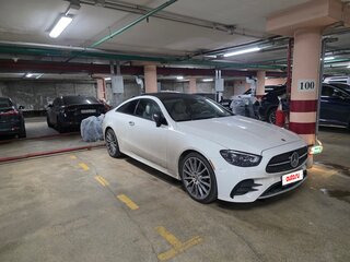2021 Mercedes-Benz E-Класс 450 V (W213, S213, C238) Рестайлинг, белый, 5000000 рублей, вид 3