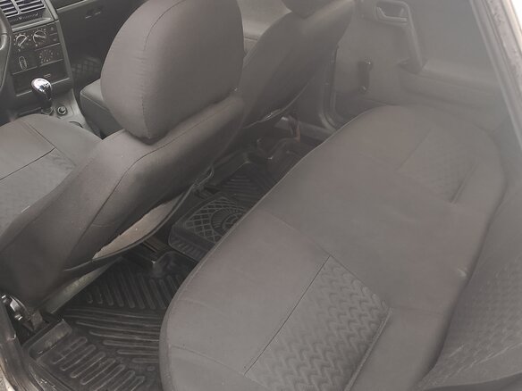 2004 Lada (ВАЗ) 2110, серебристый, 90000 рублей - вид 4
