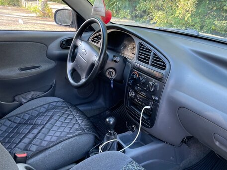 2006 Chevrolet Lanos I, серебристый, 160000 рублей, вид 5