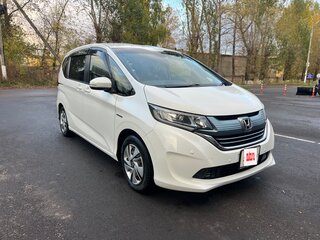 2016 Honda Freed+ II, белый, 1340000 рублей, вид 3