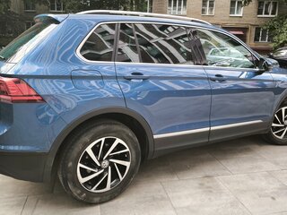 2019 Volkswagen Tiguan II, синий, 2550000 рублей, вид 5