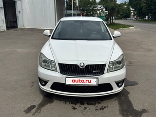 2010 Skoda Octavia II (A5) Рестайлинг, белый, 699900 рублей, вид 1