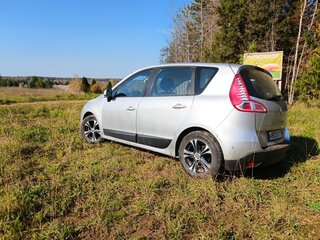 2010 Renault Scenic III, серебристый, 580000 рублей, вид 4