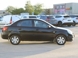 2008 Kia Rio II, чёрный, 350000 рублей, вид 4