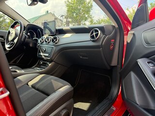 2019 Mercedes-Benz GLA 200 I (X156) Рестайлинг, красный, 2600000 рублей, вид 4