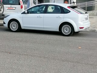 2010 Ford Focus II Рестайлинг, белый, 950000 рублей, вид 5