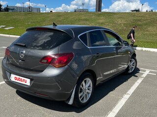 2011 Opel Astra J, серый, 530000 рублей, вид 3