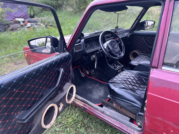 2004 Lada (ВАЗ) 2107, пурпурный, 70000 рублей - вид 7
