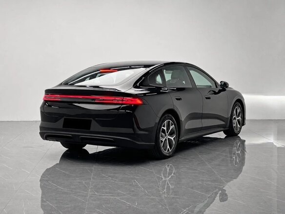 2026 Changan Qiyuan A06 28.39 kWh, чёрный, 2300000 рублей - вид 3