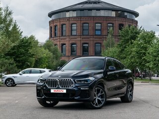 2021 BMW X6 40i III (G06), синий, 9100000 рублей, вид 2