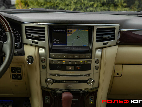 2013 Lexus LX 570 III Рестайлинг, чёрный, 3808000 рублей - вид 11