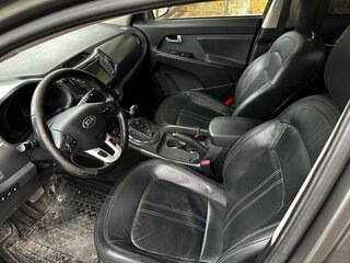 2012 Kia Sportage III, серебристый, 1400000 рублей, вид 4