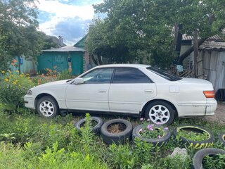 1996 Toyota Mark II VIII (X100), белый, 635000 рублей, вид 4