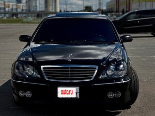 2001 Mercedes-Benz S-Класс 320 IV (W220), чёрный, 1350000 рублей, вид 3