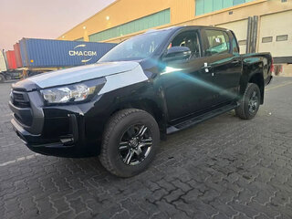 2025 Toyota Hilux VIII Рестайлинг 3, чёрный, 5378000 рублей, вид 2
