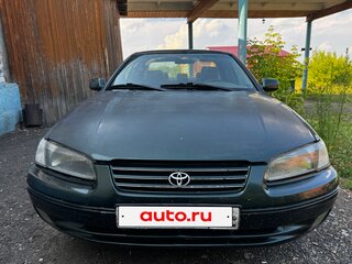 1999 Toyota Camry IV (XV20), зелёный, 220000 рублей, вид 1