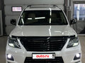 2010 Lexus LX 570 III, белый, 3400000 рублей - вид 2