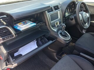 2011 Toyota Ractis II, синий, 1000000 рублей, вид 4