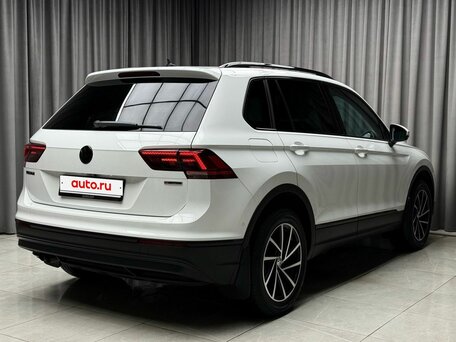 2018 Volkswagen Tiguan II, белый, 2999000 рублей, вид 4