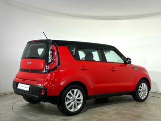 2018 Kia Soul II Рестайлинг, красный, 1589000 рублей, вид 4