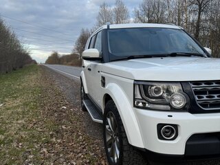 2014 Land Rover Discovery IV Рестайлинг, белый, 2000000 рублей, вид 3