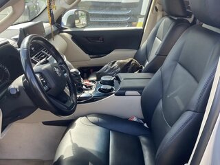 2022 Toyota Land Cruiser 300 Series, серебристый, 9850000 рублей, вид 5