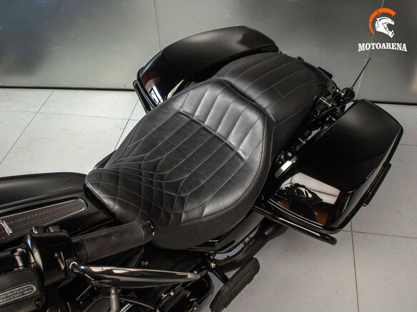 2018 Harley-Davidson Road Glide, чёрный, 1398977 рублей - вид 16